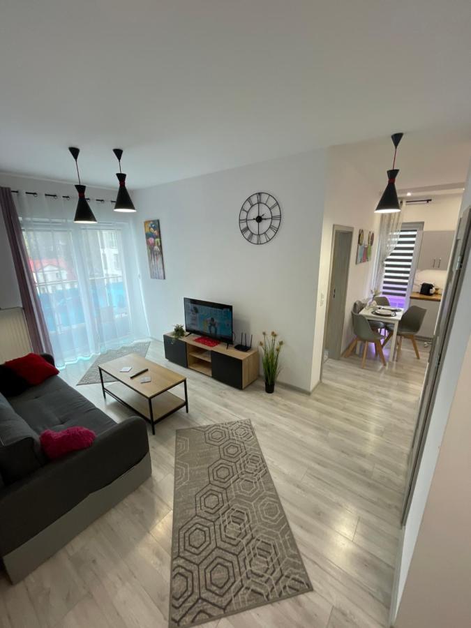Apartament Nowoczesny Komfortowy Kustronia Z Garazem Balkonem Wanna 别尔斯克-比亚拉 外观 照片